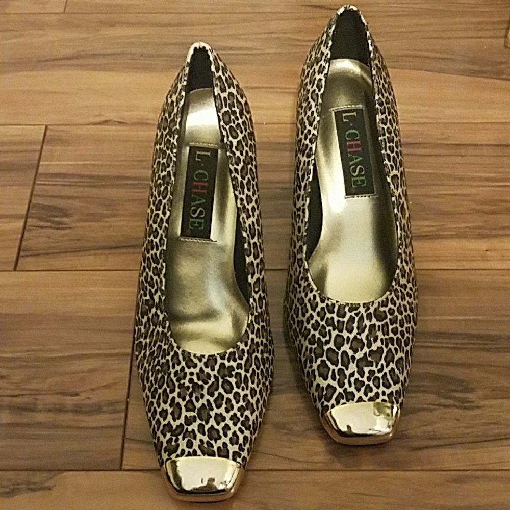 Leopard Accent 3"  Gold Toe & Heel . Worn Once.